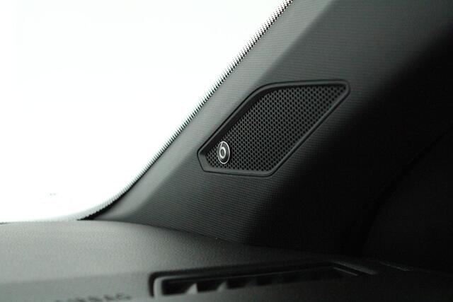 Volkswagen POLO 2.0 TSI 200pk GTI DSG NL Auto LED Stoelverwarming Virtual Cockpit Camera Navigatie