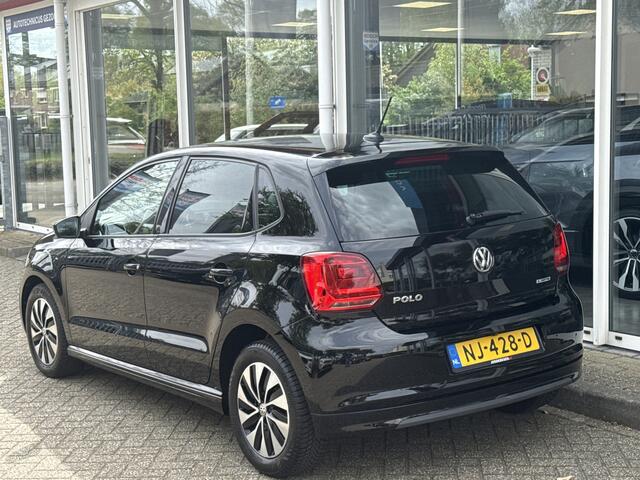Volkswagen POLO 1.0 BlueMotion Connected Series - Carplay | Camera | PDC v+a | NAV | DAB | Stoelverw.