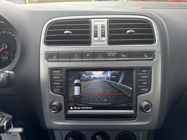 Volkswagen POLO 1.0 BlueMotion Connected Series - Carplay | Camera | PDC v+a | NAV | DAB | Stoelverw.