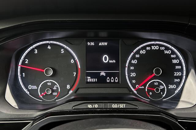 Volkswagen POLO 1.0 TSI Comfortline Business | Adaptieve cruise control | Navigatie | Apple Carplay