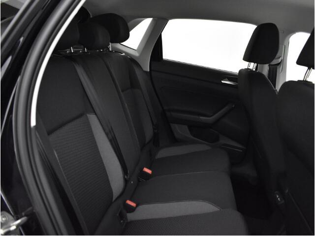 Volkswagen POLO Life Edition 1.0 TSI 95 pK 5 versn. Hand · Achteruitrijcamera · regensensor · Voorraad OUTLET · Prijs is inclusief inruilpremie ·