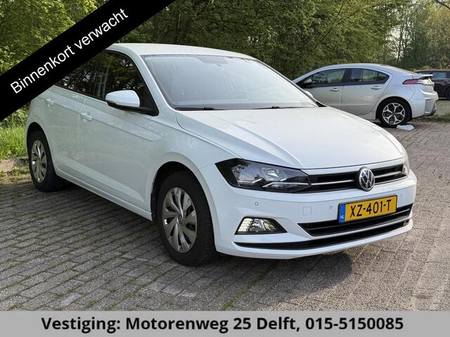 Volkswagen POLO 1.0 TSI Comfortline . NAVIGATIE . PARKEERSENSOREN VOOR & ACHTER .