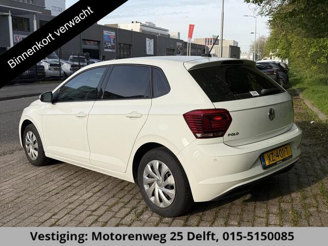 Volkswagen POLO 1.0 TSI Comfortline . NAVIGATIE . PARKEERSENSOREN VOOR & ACHTER .