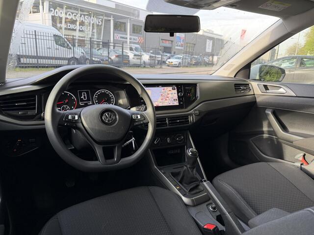 Volkswagen POLO 1.0 TSI Comfortline . NAVIGATIE . PARKEERSENSOREN VOOR & ACHTER .