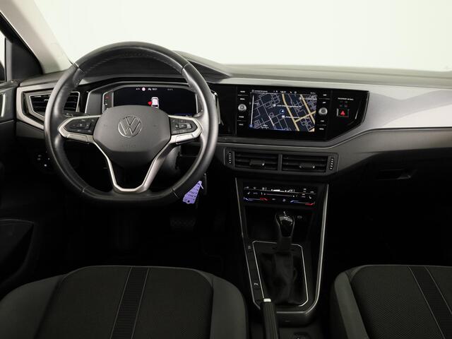 Volkswagen POLO 1.0 TSI Style 95 PK DSG Automaat | Navigatie via app | Parkeersensoren | Privacy glass |