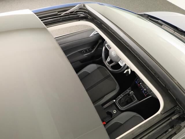 Volkswagen POLO 1.0 TSI Style | Automaat | Panoramadak |Carplay | Climatronic | Stoelverwarming |