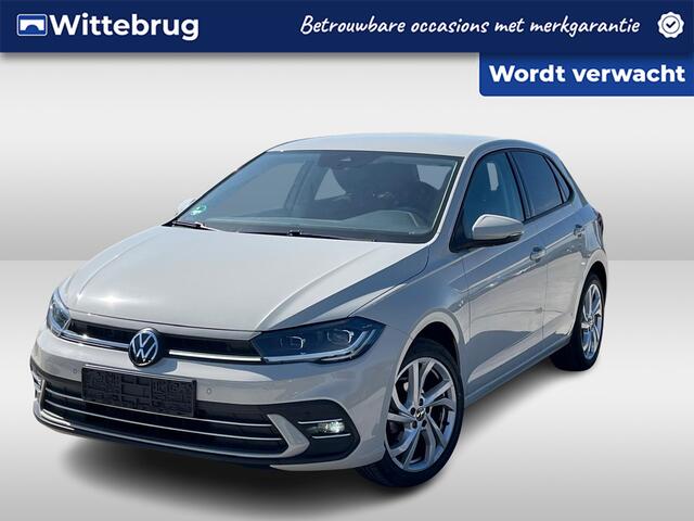 Volkswagen POLO 1.0 TSI Style / Virtual cockpit / IQ Light / 17 Inch / Led / Carplay / Stoelverwarming / Camera