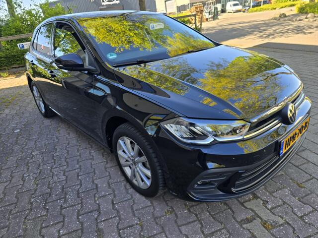 Volkswagen POLO POLO1.0TSI Business DSG LED