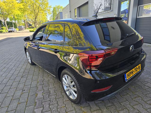Volkswagen POLO POLO1.0TSI Business DSG LED