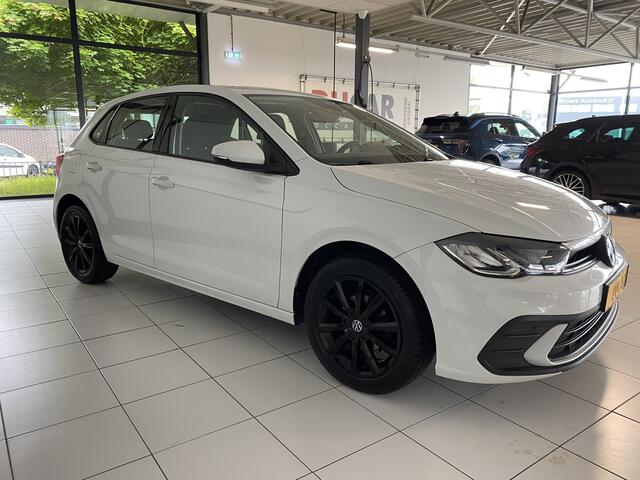 Volkswagen POLO 1.0 TSI Life automaat 5 Drs Trekhaak / Carplay /Stoelverwarming / Navigatie / Cruise controle