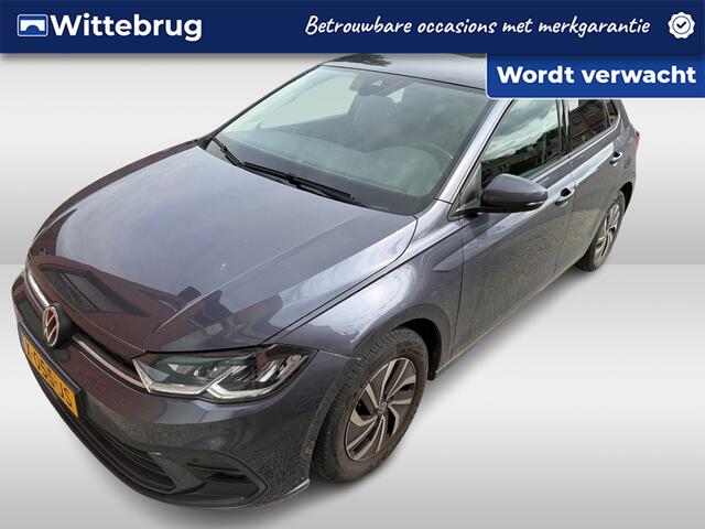 Volkswagen POLO 1.0 TSI Life Business / App connect / Camera / Parkeersensoren V+A / Climate controle / Lichtmetaal 15 inch /