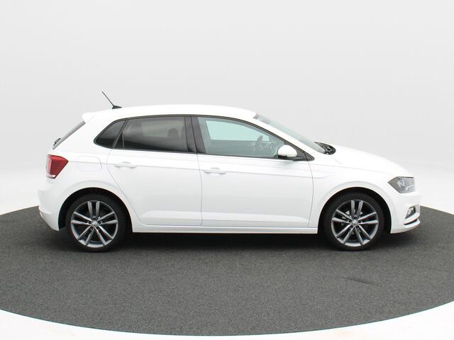 Volkswagen POLO 1.0 TSi Highline | Adaptive cruise | Climatronic | Parkeersensoren | Carplay | Navigatie | 17 Inch | 138.764 Km !!