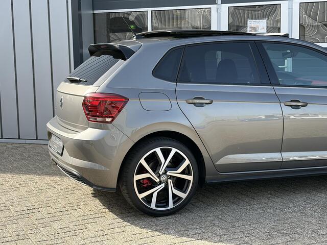 Volkswagen POLO 2.0 TSI GTI | CarPlay | Stoel verwarming | Camera | Pano | LED |