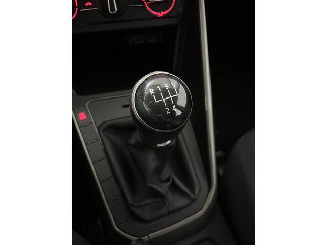 Volkswagen POLO 1.0 TSI Comfortline AIRCO/APPLE/ADAPTIVE/NAVI/95PK