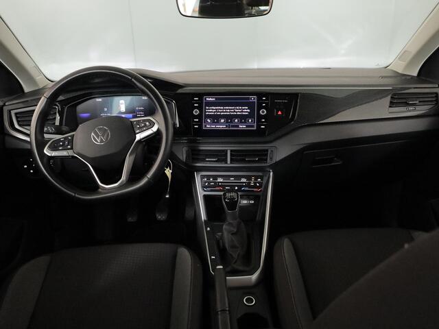 Volkswagen POLO 1.0 TSI Life Edition 95pk | Navigatie | Stoelverwarming | PDC