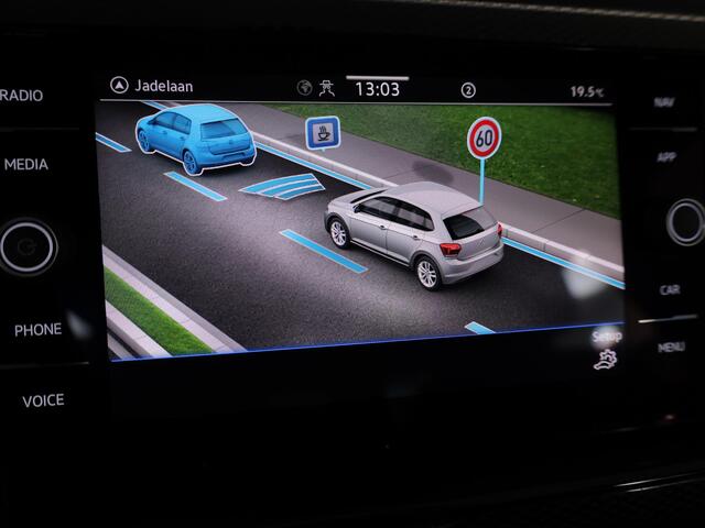 Volkswagen POLO 1.0 TSI Life Edition 95pk | Navigatie | Stoelverwarming | PDC