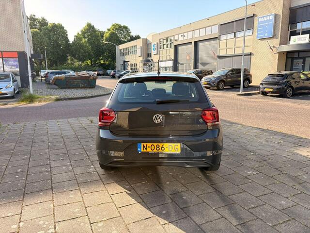 Volkswagen POLO 1.0 TSI Comfortline Business Adaptive cruise/Airco/Groot multimedia scherm