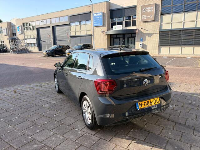 Volkswagen POLO 1.0 TSI Comfortline Business Adaptive cruise/Airco/Groot multimedia scherm