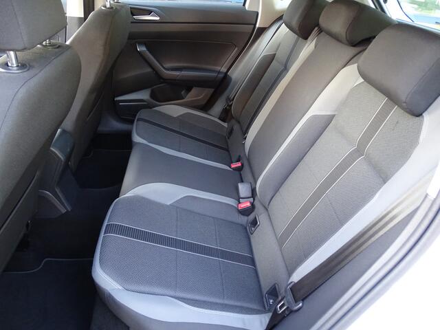 Volkswagen POLO 1.0 TSI Highline