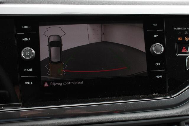 Volkswagen POLO 1.0 TSI DSG Style Navigatie Apple Carplay/Android Auto Climate Control Led Lichtmetalen Velgen Extra getint glas