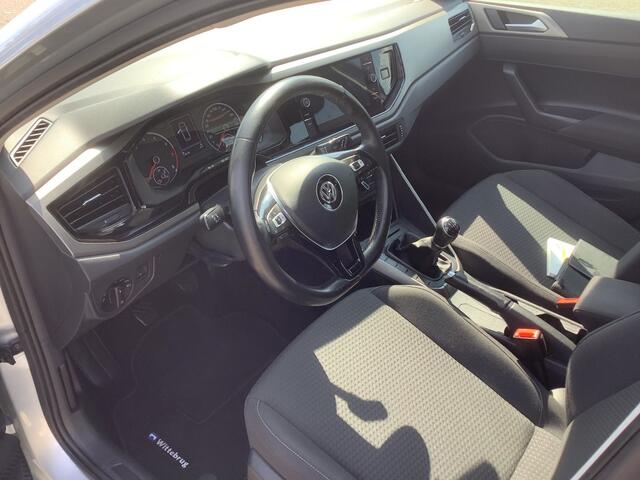 Volkswagen POLO 1.0 TSI COMF.L. BUS.