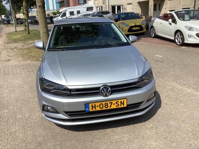 Volkswagen POLO 1.0 TSI COMF.L. BUS.
