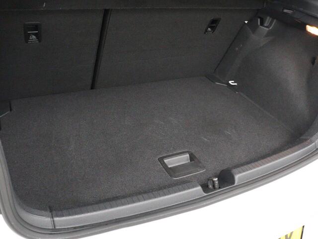 Volkswagen POLO 1.0 TSI Life | Navigatie | Parkeerhulp | Carplay | Adaptive cruise | Full LED | Airco | Bluetooth