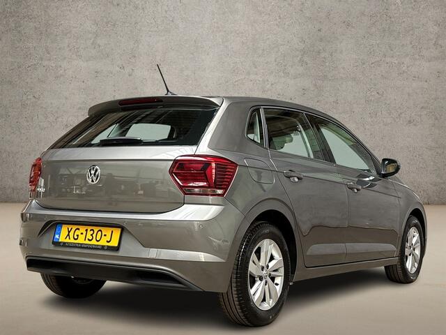 Volkswagen POLO 1.0 TSI Sportline (APPLE CARPLAY, GROOT NAVI, CLIMATE, STOELVERWARMING, SPORTSTOELEN, CRUISE, PARKEERSENSOREN, LM VELGEN, NIEUWE APK, NIEUWSTAAT)
