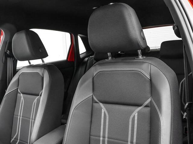 Volkswagen POLO 1.0 TSI 95pk Highline · R-line exterieur · Apple/Android Car Play · 17"Velgen · ACC · Active Info Display · Spraakbediening · Alarmklasse 3 · LED Koplampen ·