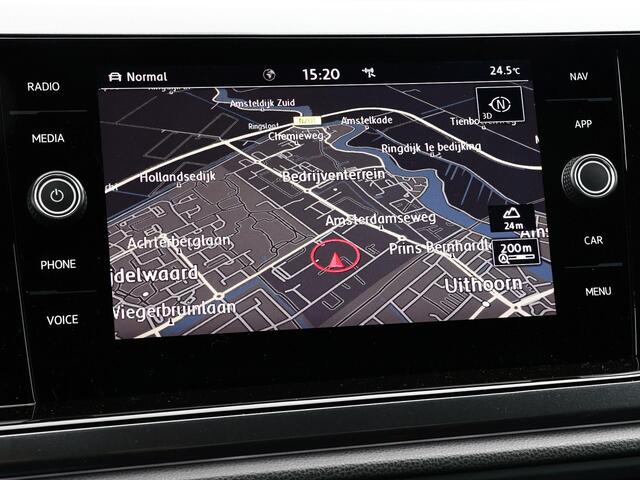 Volkswagen POLO 1.0 TSI 95pk Highline · R-line exterieur · Apple/Android Car Play · 17"Velgen · ACC · Active Info Display · Spraakbediening · Alarmklasse 3 · LED Koplampen ·