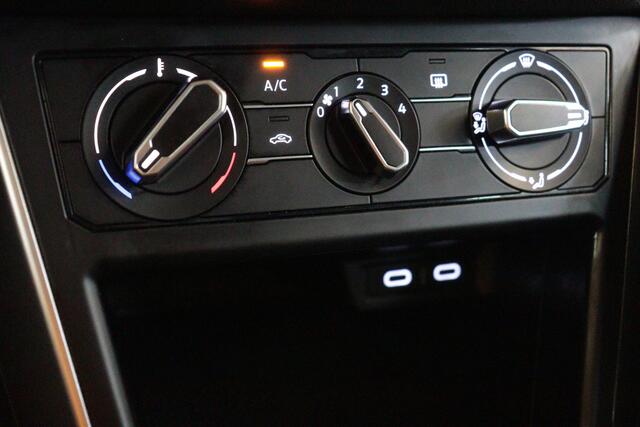 Volkswagen POLO 1.0 TSI Life | APPCONNECT | AIRCO | ADAP CRUISE | LANE-ASSIST | VIRTUAL COCKPIT |