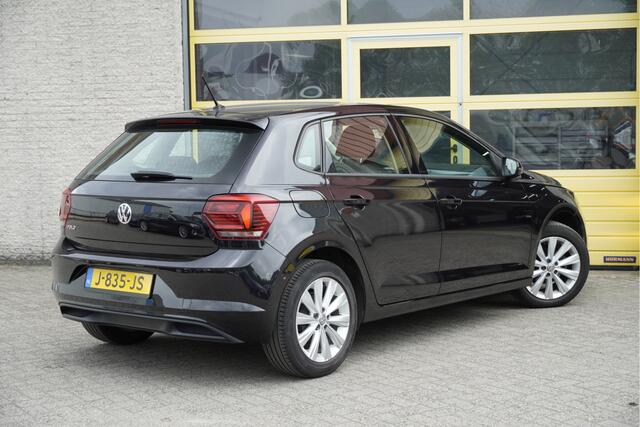 Volkswagen POLO 1.0 TSI 5drs Highline BJ2020 Lmv 16" | Led | Pdc | App-Connect (Niet vrijgeschakeld) | Climate control | Cruise control | Sportstoelen | Getint glas