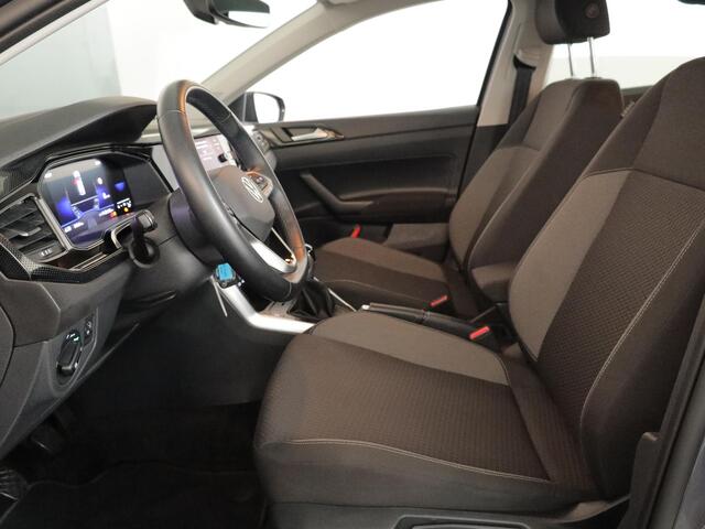 Volkswagen POLO 1.0 TSI Life Edition 95 pk | Verlengde garantie | Navigatie | Parkeersensoren achter | Achteruitrijcamera | Adaptieve cruise control |