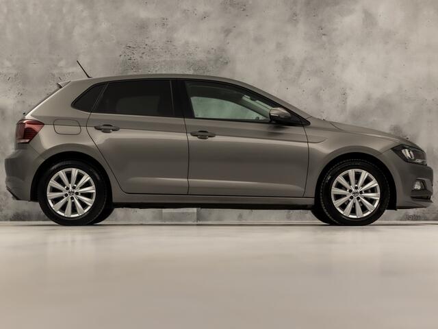Volkswagen POLO 1.0 TSI Sportline (VIRTUAL COCKPIT, APPLE CARPLAY, GROOT NAVI, CLIMATE, SPORTSTOELEN, PARKEERSENSOREN, GETINT GLAS, LM VELGEN, ADAPTIVE CRUISE, NIEUWSTAAT)