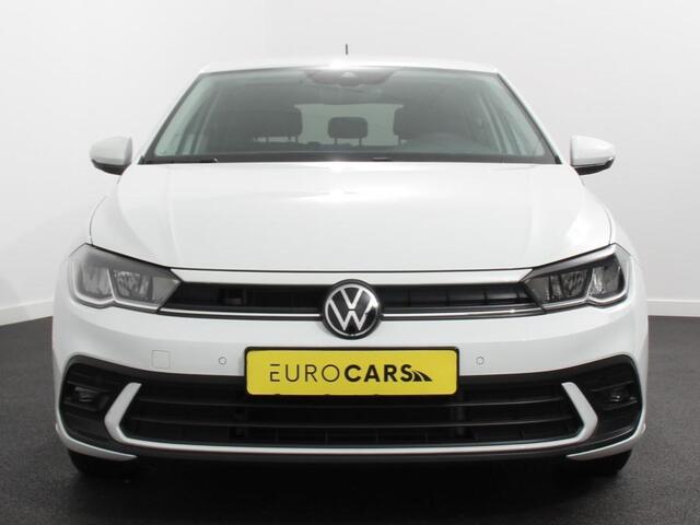 Volkswagen POLO 1.0 TSI Move Navigatie App Connect / Android Auto / Apple Carplay Climate Control Parkeer sensoren Lichtmetalen Velgen Dab Digitale Cockpit
