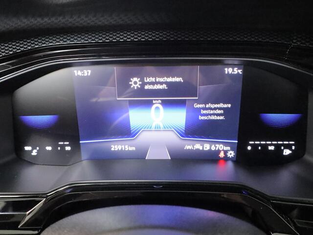 Volkswagen POLO 1.0 TSI Life Edition 95 pk | Verlengde garantie | Navigatie | Parkeersensoren achter | Achteruitrijcamera | LED koplampen |