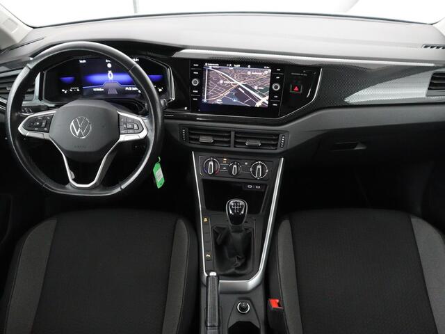 Volkswagen POLO 1.0 TSI Life | Navigatie | Parkeerhulp | Carplay | Adaptive Cruise | Full LED | Digital Cockpit | Airco | Bluetooth | DAB | Lichtmetalen velgen