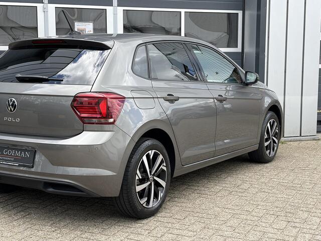 Volkswagen POLO 1.0 TSI Highline | Stoel verwarming | Parkeer assist | Climate | Beats |