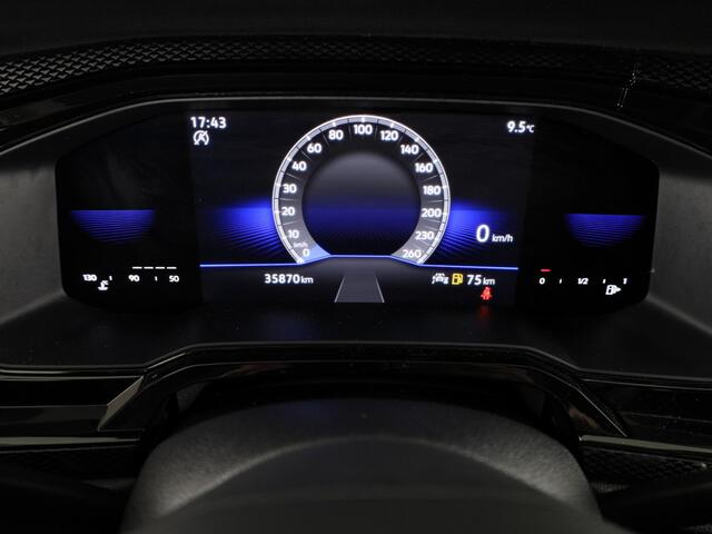Volkswagen POLO 1.0 TSI Life 95 pk | Navigatie via App | Panoramadak | 17" LM velgen | Parkeersensoren | Adaptieve cruise control | LED koplampen | Stoelverwarming |