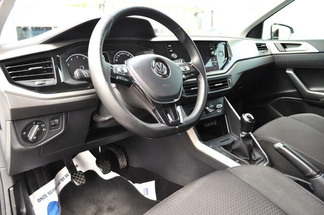 Volkswagen POLO 1.0 MPI Trendline pdc v+a egtg crc elektr sp