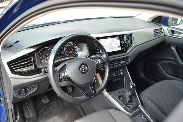 Volkswagen POLO 1.0 96PK TSI Comfortline Executive | Adaptive | PDC V+A | CarPlay | Orig. NL | Trekhaak |