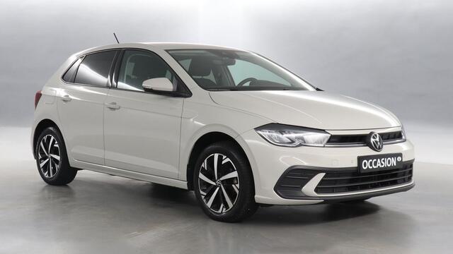 Volkswagen POLO 1.0 TSI 95pk Life Business / Navigatie / Stoelverwarming / Camera