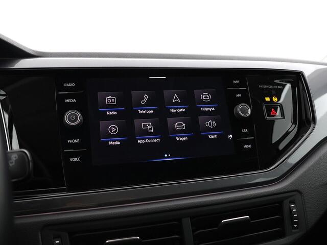 Volkswagen POLO 1.0 TSI 95pk DSG Style · Camera · Dodehoeksensor · Stoelverwarming · ACC · 17"Velgen · Parkeer assistent · Apple/Android Car Play ·