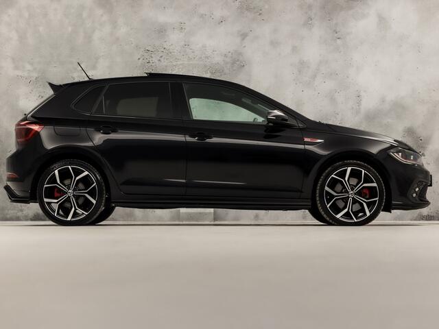 Volkswagen POLO 2.0 TSI GTI 207Pk Automaat (PANORAMADAK, APPLE CARPLAY, GROOT NAVI, IQ LIGHT, LEDER/ALCANTARA, GRILLE VERLICHT, STOELVERWARMING, GETINT GLAS, NIEUWE APK, NIEUWSTAAT)