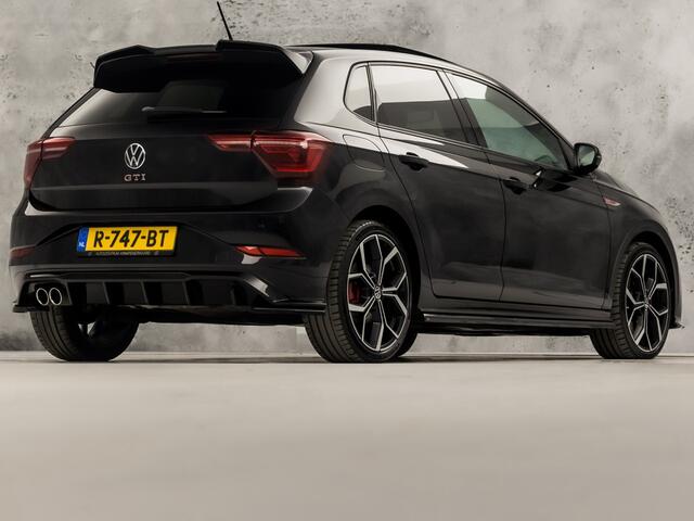 Volkswagen POLO 2.0 TSI GTI 207Pk Automaat (PANORAMADAK, APPLE CARPLAY, GROOT NAVI, IQ LIGHT, LEDER/ALCANTARA, GRILLE VERLICHT, STOELVERWARMING, GETINT GLAS, NIEUWE APK, NIEUWSTAAT)