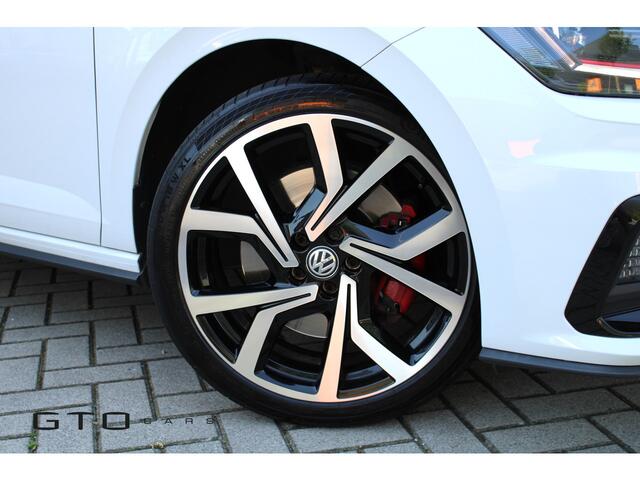 Volkswagen POLO 2.0 TSI GTI Pano | Cruise Control | Stoelverwarming | Digitale cockpit