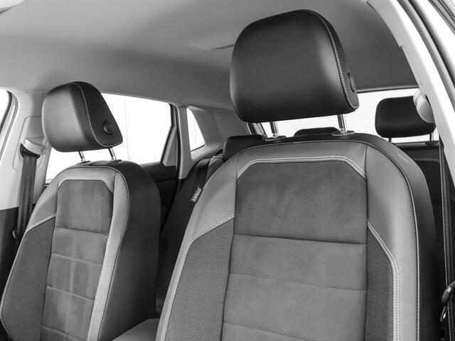 Volkswagen POLO 1.0 TSI 95pk DSG Style · Camera · Keyless · Stoelverwarming · Matrix LED · Apple/Android Car Play · ACC · Sfeerverlichting ·