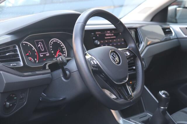 Volkswagen POLO 1.0 TSI Highline, Carplay, Cruise, Navi