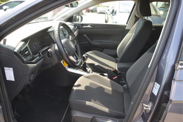 Volkswagen POLO 1.0 TSI Life Carplay | DAB | LED | LMV | PDC rondom | Privacy glas