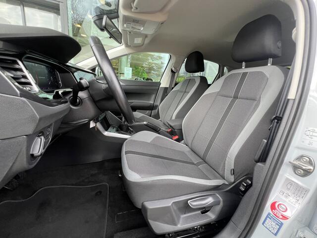 Volkswagen POLO 1.0 TSI 95pk Highline Executive / Navigatie / Carplay / Parkeer sensoren V+A / Carplay / 16'' LMV